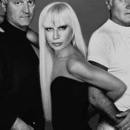 intervista con donatella versace|donatella versace 1970s.